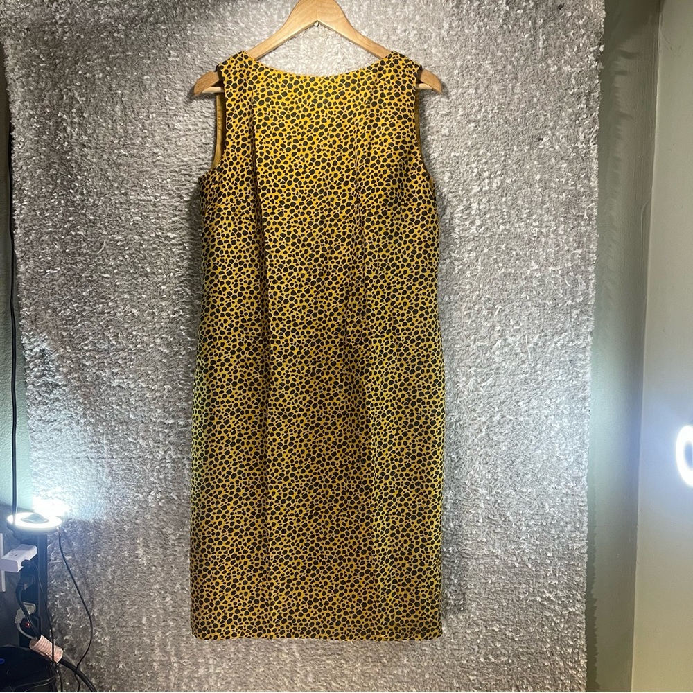 SHOMI Size 10 Silk Dress Animal Print Scoop Neck‎ Sleeveless Lined Sheath Slit